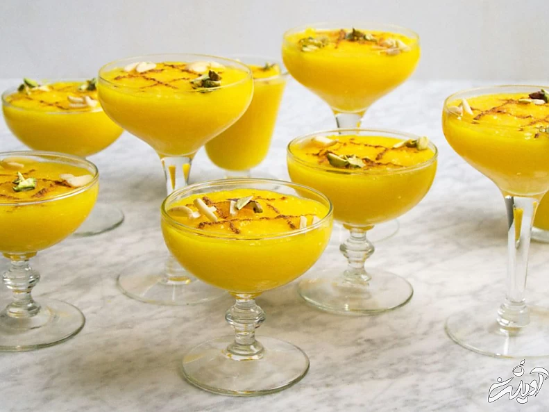 زعفران در دسرهای شیرین